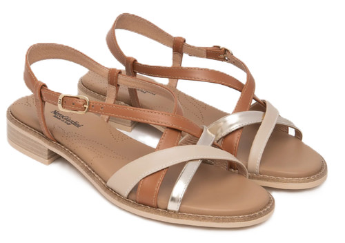 Nero giardini e615890d 453 - nero,